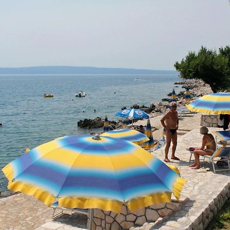 Apartments With A Parking Space Novi Vinodolski - 5600 Luaran gambar