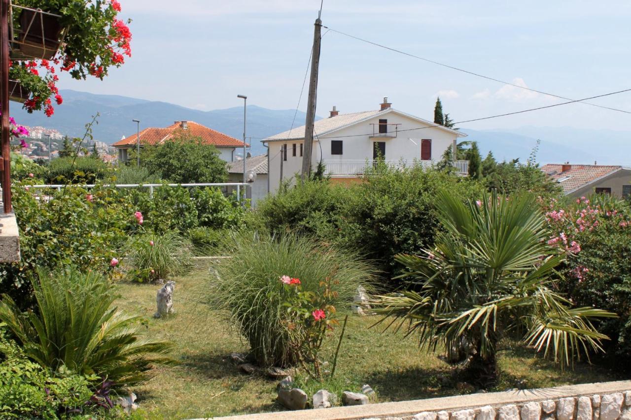 Apartments With A Parking Space Novi Vinodolski - 5600 Luaran gambar