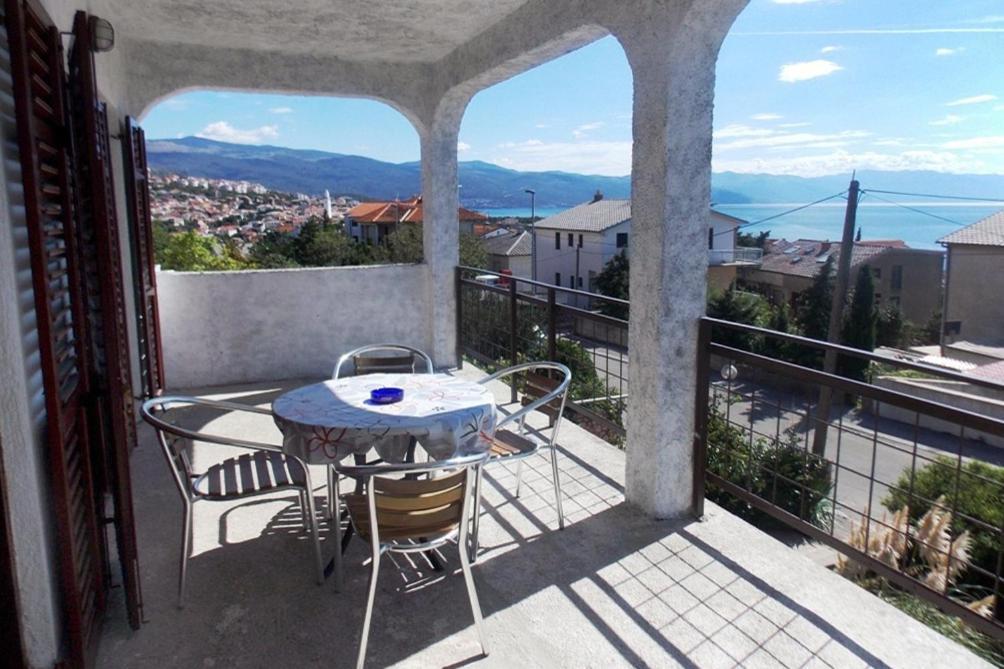 Apartments With A Parking Space Novi Vinodolski - 5600 Luaran gambar