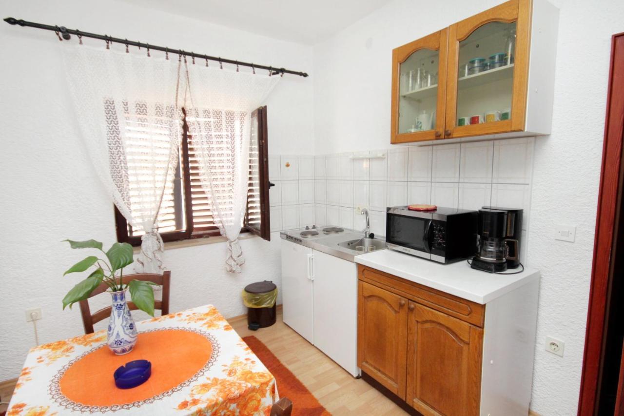 Apartments With A Parking Space Novi Vinodolski - 5600 Luaran gambar